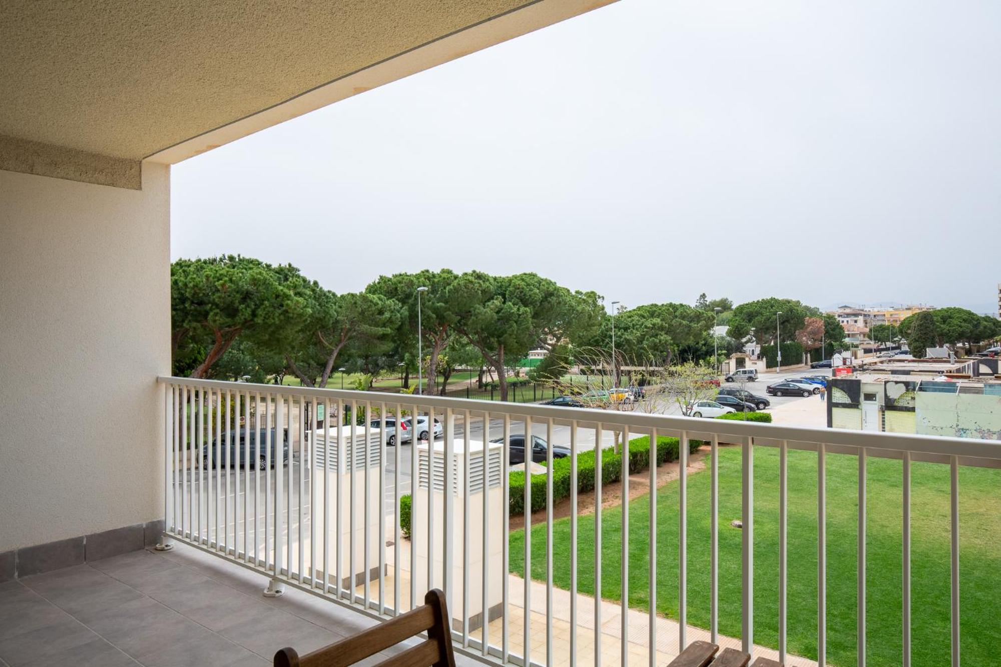 Apartamentos En Canet Al Mar, Junto Playa Y Con Piscina 卡耐特蒂贝兰格 外观 照片